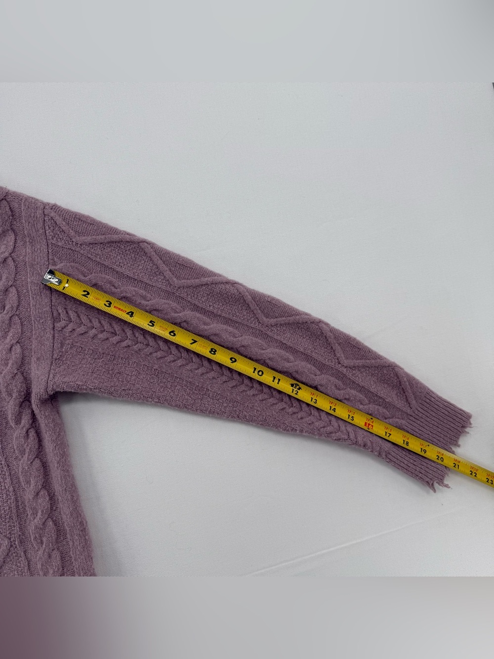Lucky Brand Dusty Lilac Cable Knit Cardigan Sweater Medium Distressed Hem - Picture 11 of 15
